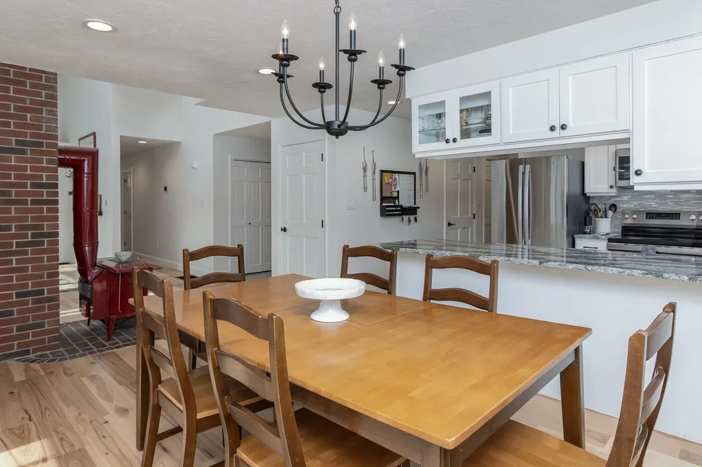 69 Bog Road Goffstown NH 03045