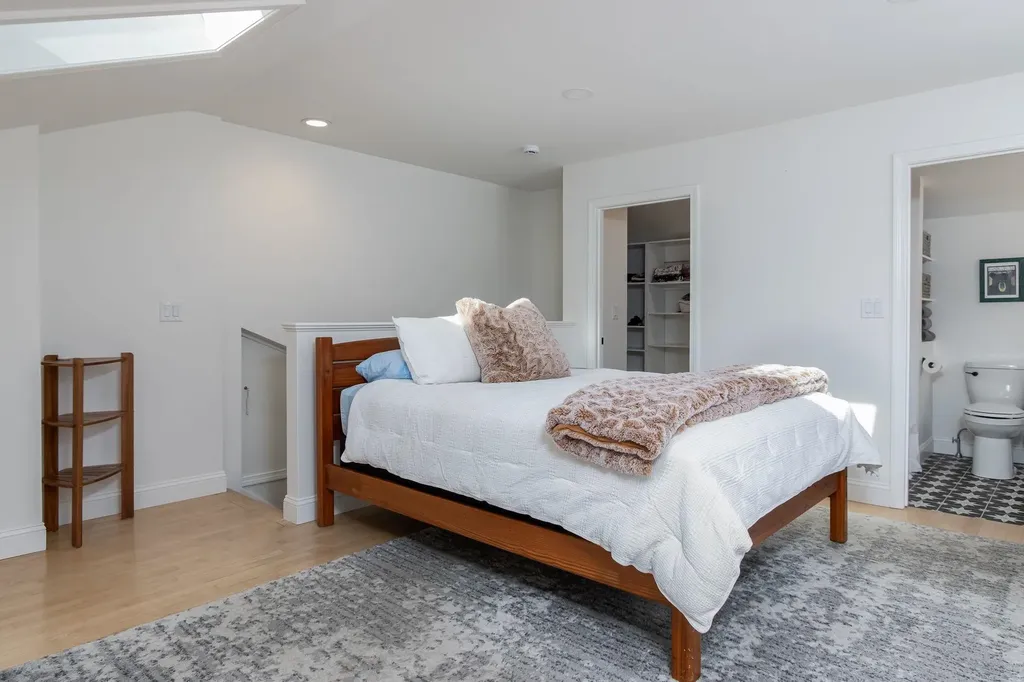 69 Bog Road Goffstown NH 03045