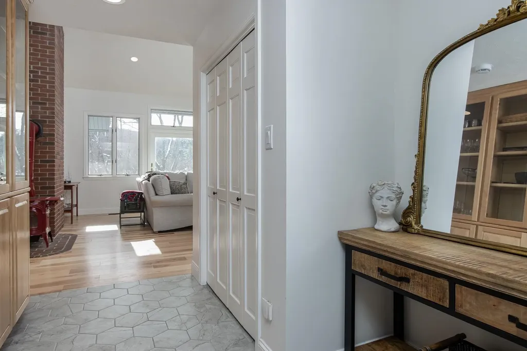 69 Bog Road Goffstown NH 03045