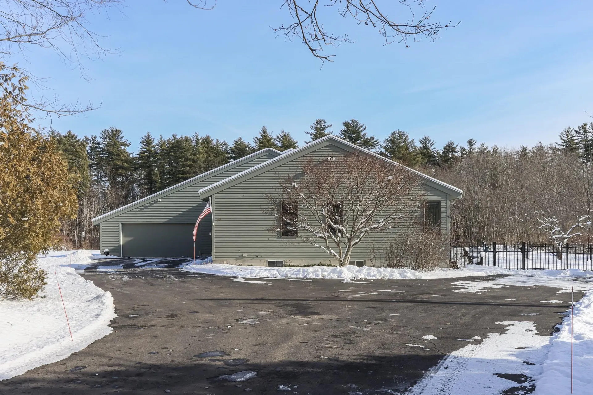 69 Bog Road Goffstown NH 03045