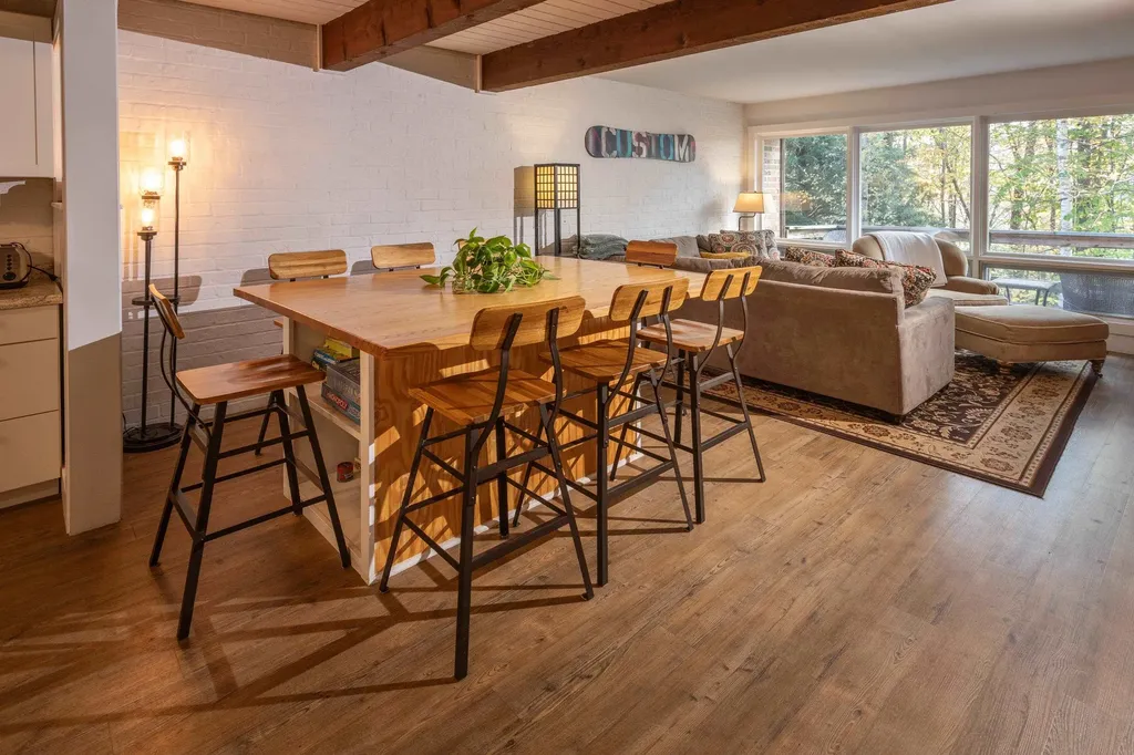 67 Fox Hill Road Stowe VT 05672