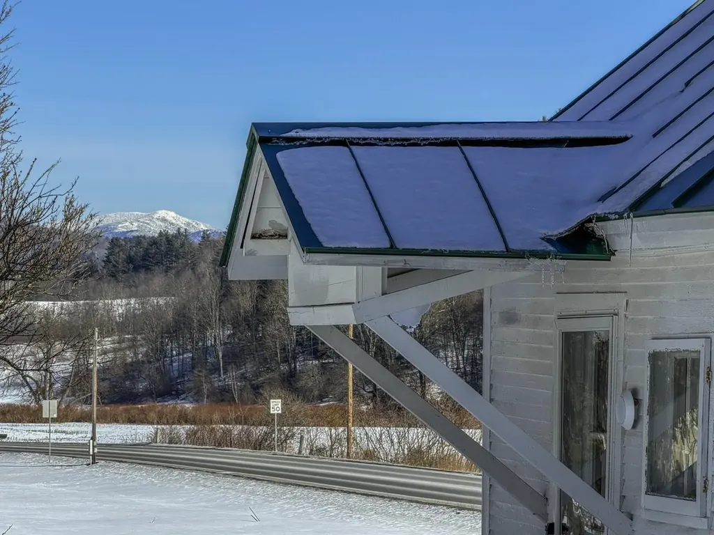 2443 Route 100b Moretown VT 05660