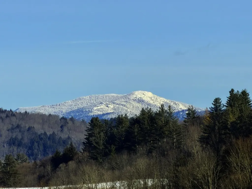 2443 Route 100b Moretown VT 05660