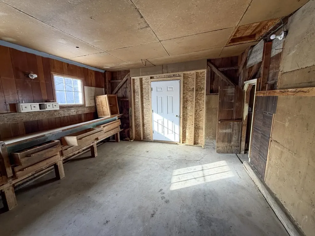 2443 Route 100b Moretown VT 05660