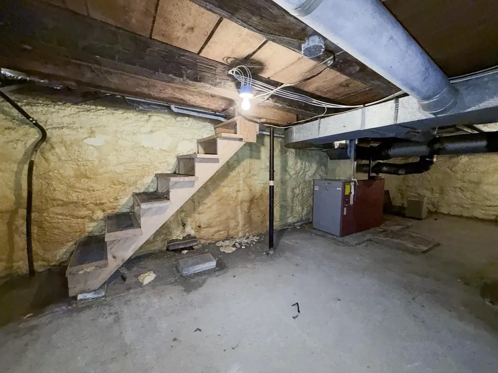 2443 Route 100b Moretown VT 05660