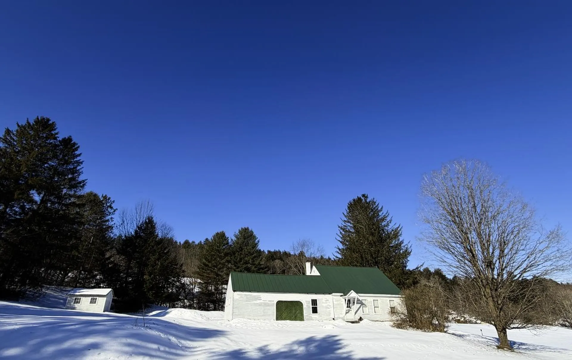 Moretown VT, 2443 Route 100b