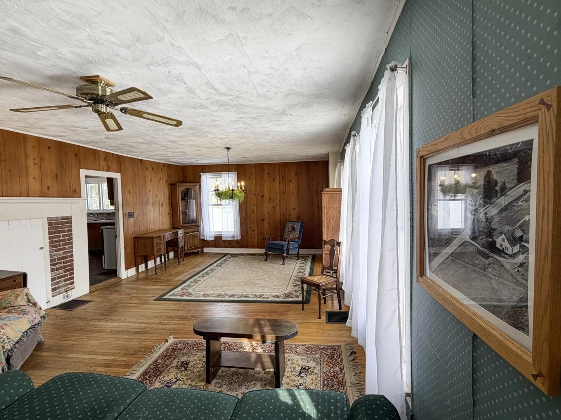 2443 Route 100b Moretown VT 05660