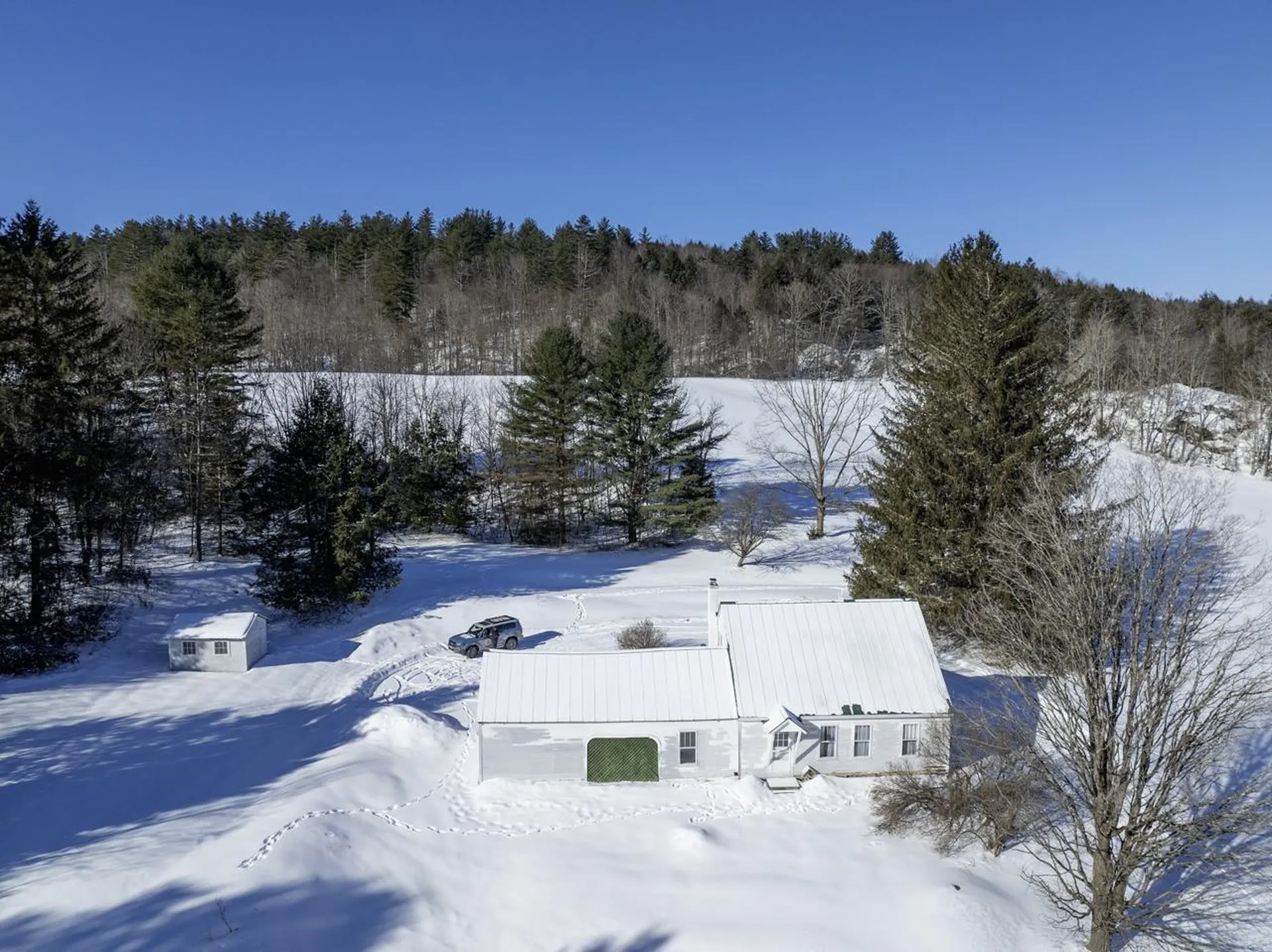 2443 Route 100b Moretown VT 05660