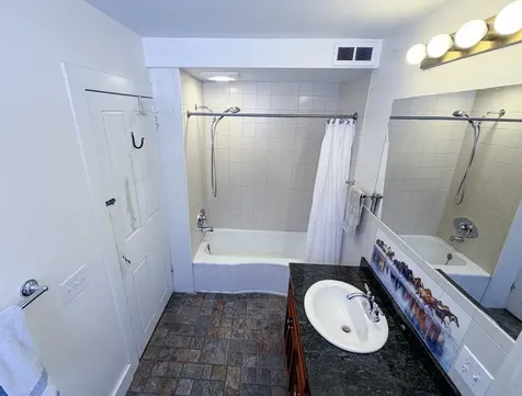 2443 Route 100b Moretown VT 05660