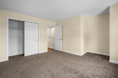 1029 S. Mammoth Road Manchester NH 03109