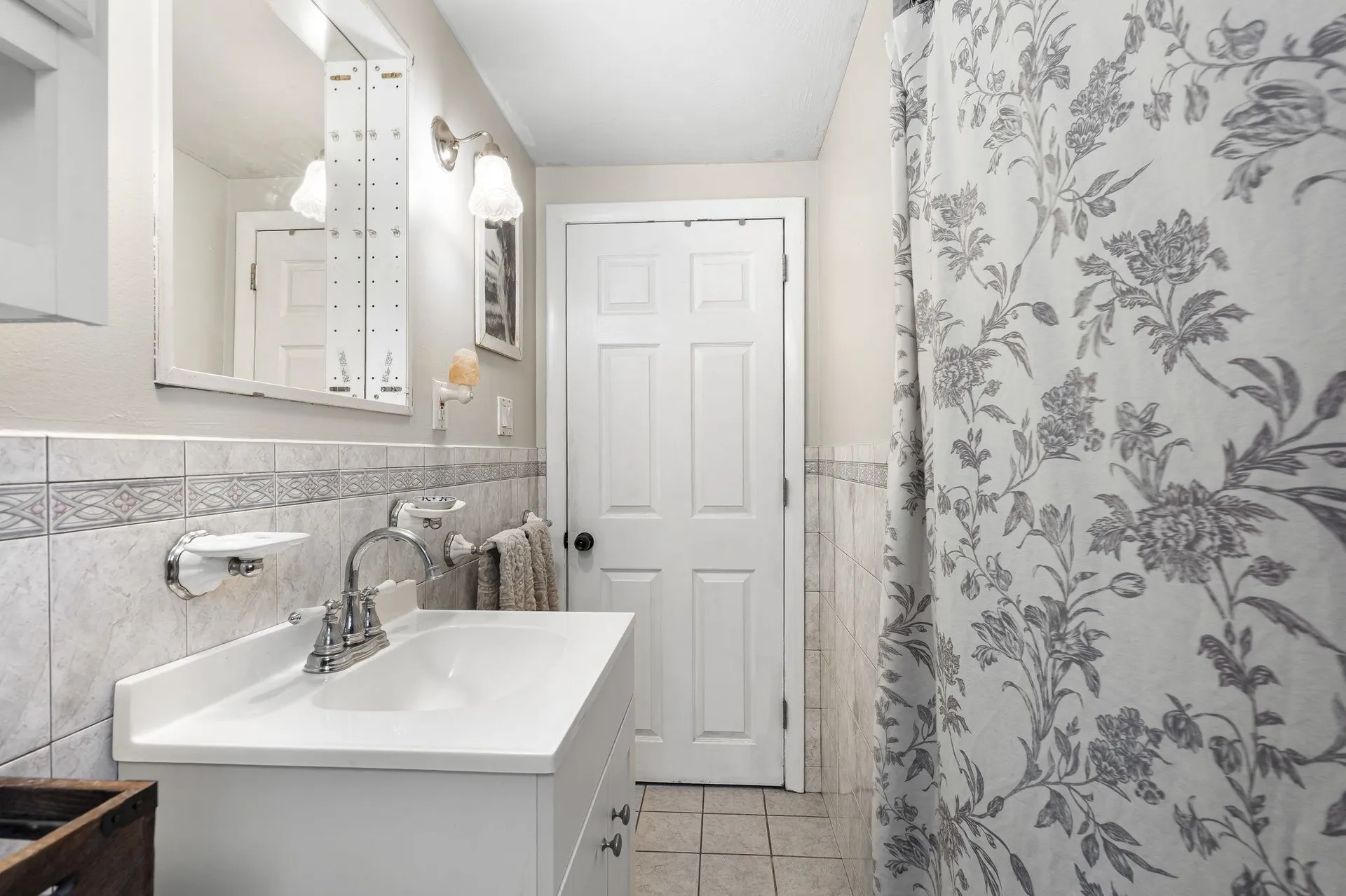 378 Chester Road Auburn NH 03032