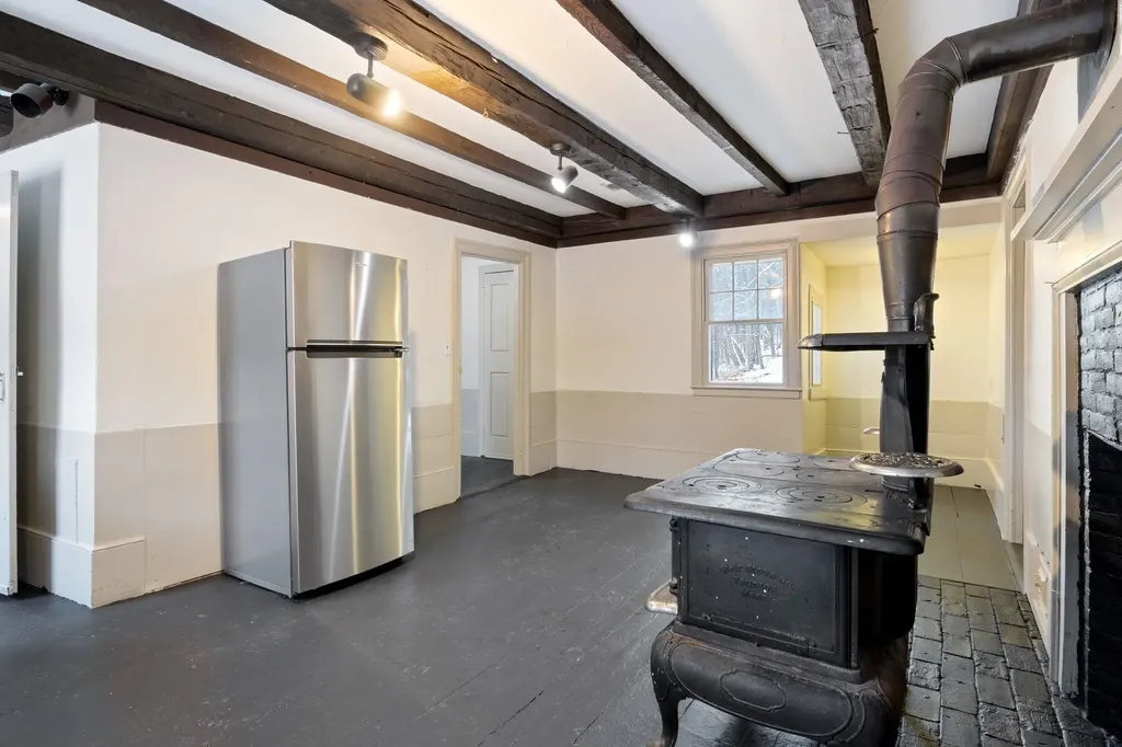 10 Chance Pond Road Franklin NH 03235