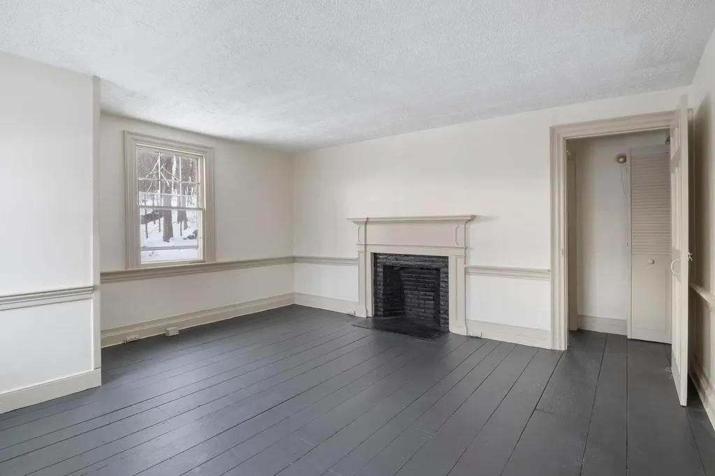 10 Chance Pond Road Franklin NH 03235