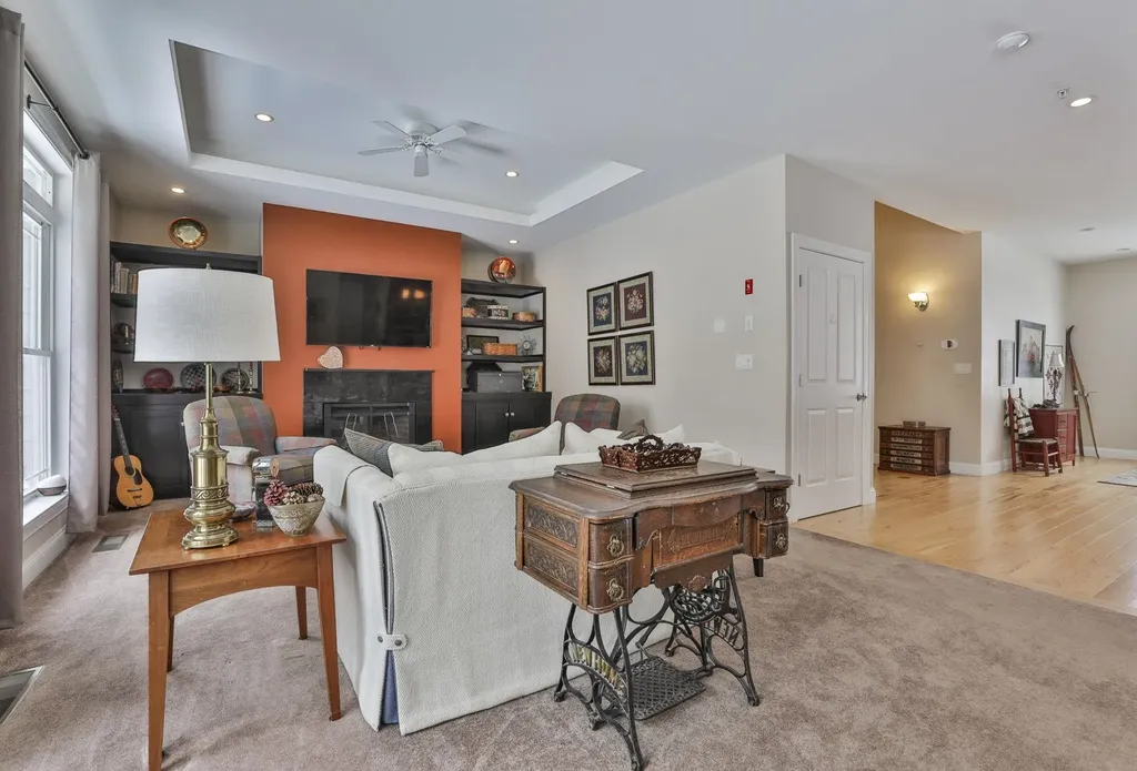 391 Turner Way Laconia NH 03246