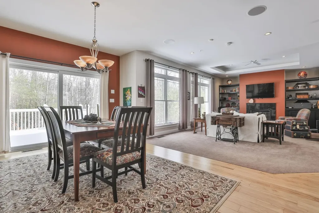 391 Turner Way Laconia NH 03246