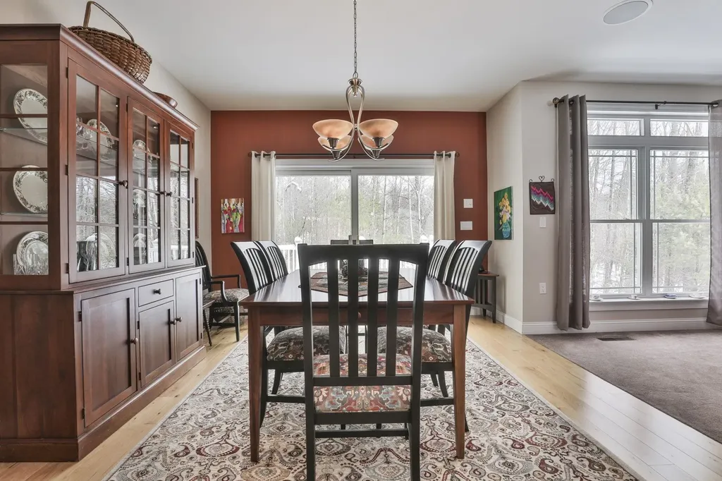 391 Turner Way Laconia NH 03246