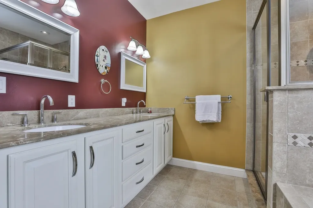 391 Turner Way Laconia NH 03246