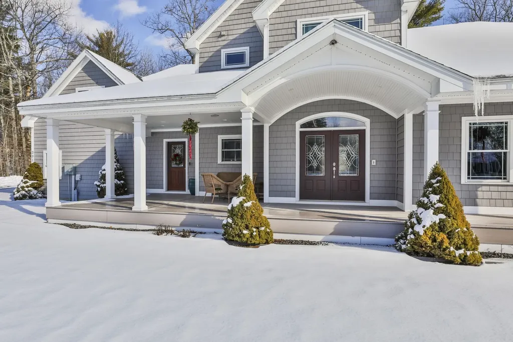 391 Turner Way Laconia NH 03246