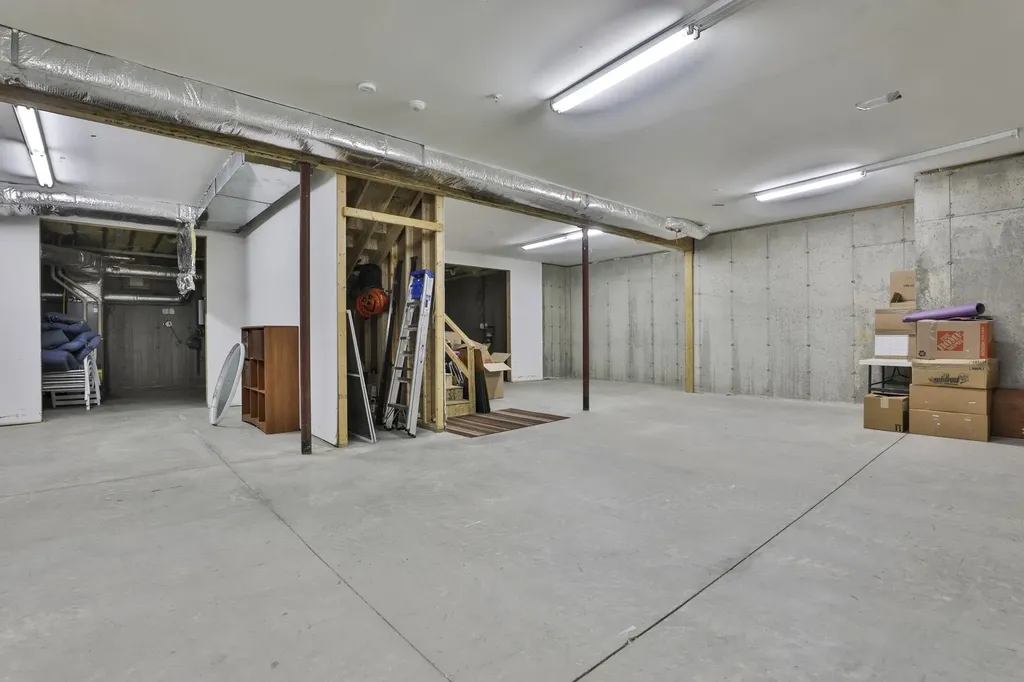 391 Turner Way Laconia NH 03246