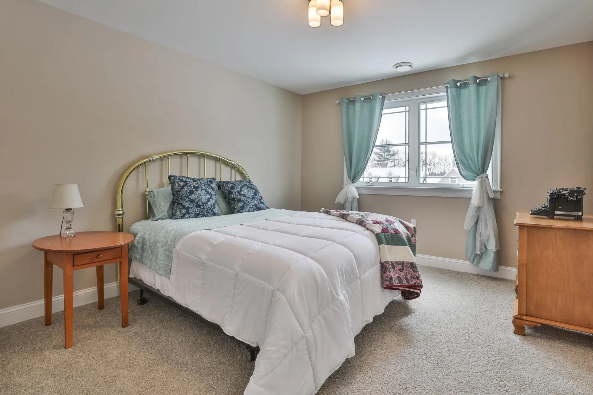 391 Turner Way Laconia NH 03246