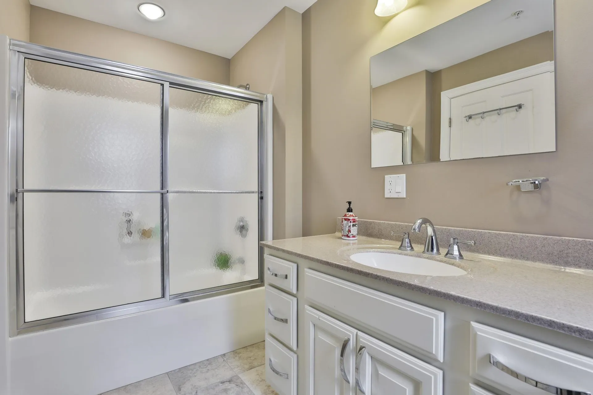 391 Turner Way Laconia NH 03246