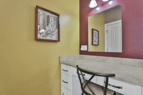 391 Turner Way Laconia NH 03246