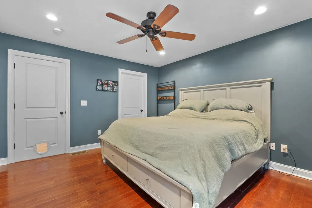 1109 Mammoth Road Pelham NH 03076