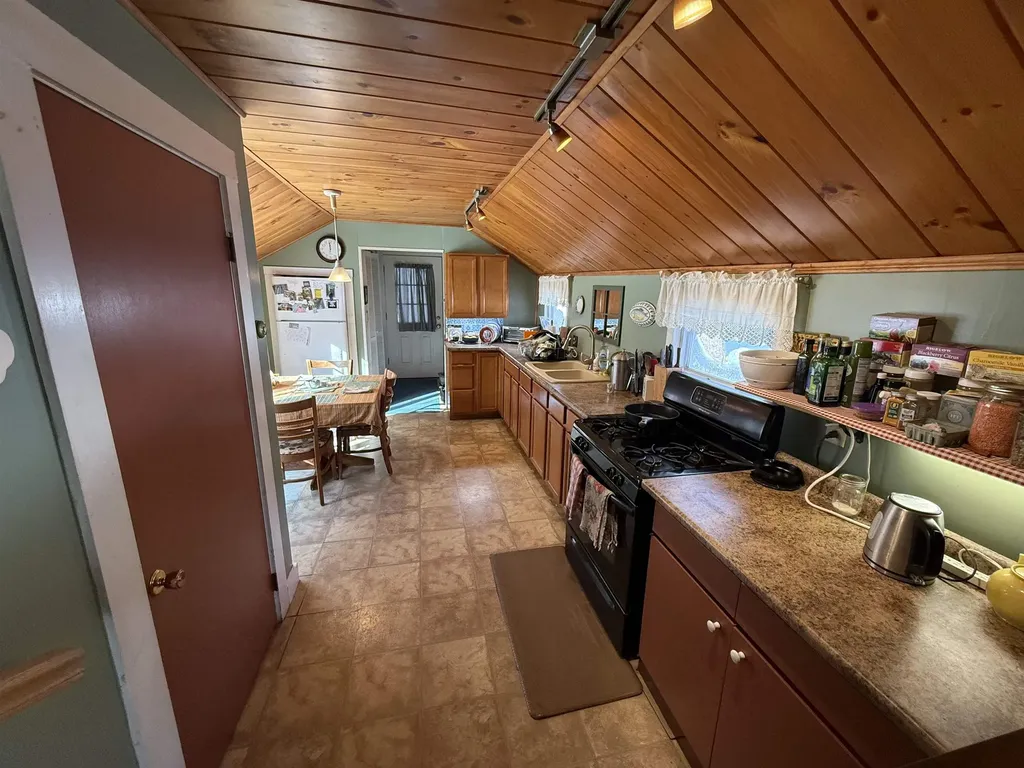 1998 Campbell Road Bethel VT 05032