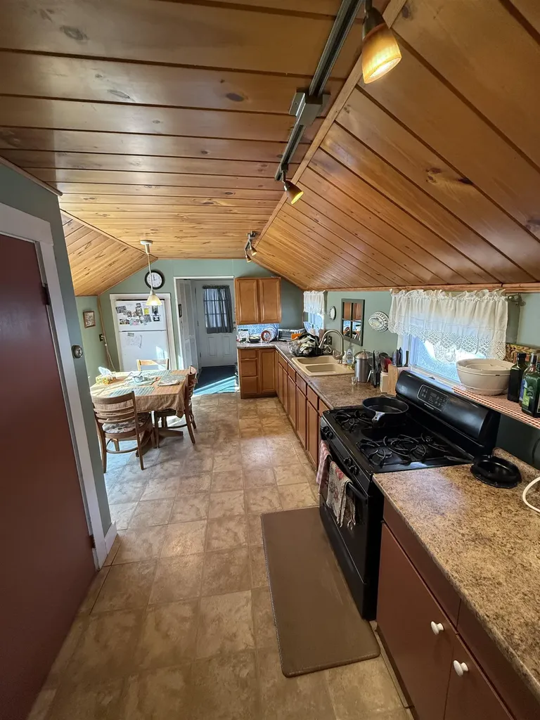 1998 Campbell Road Bethel VT 05032