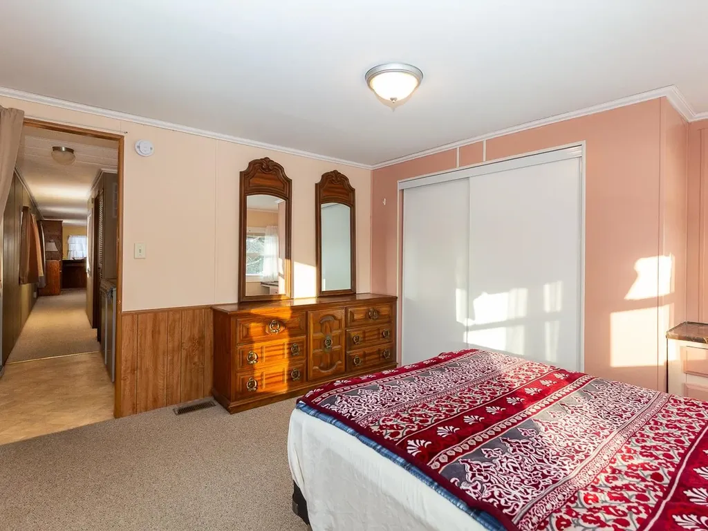 290 Calef Highway Epping NH 03042