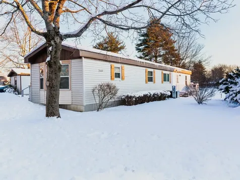 290 Calef Highway Epping NH 03042