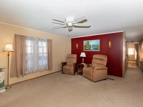 290 Calef Highway Epping NH 03042