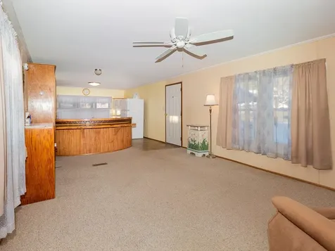 290 Calef Highway Epping NH 03042