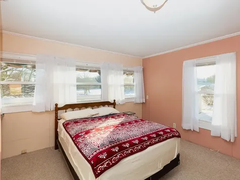 290 Calef Highway Epping NH 03042