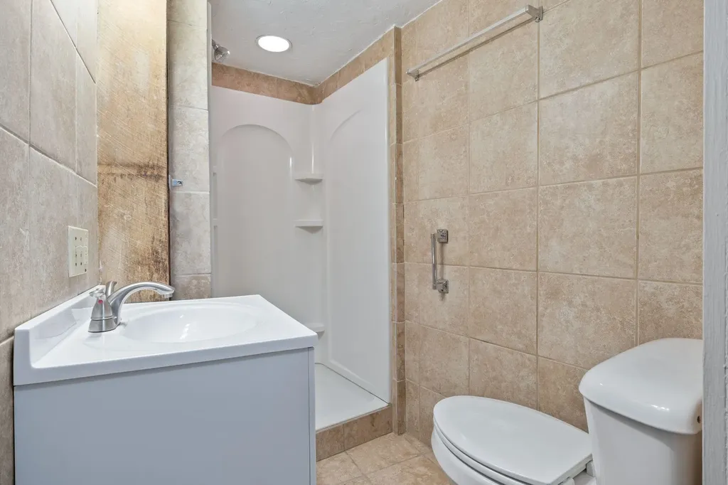 10 Chance Pond Road Franklin NH 03235