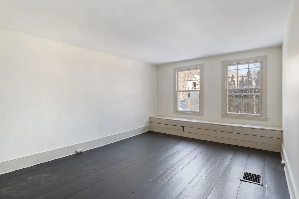 10 Chance Pond Road Franklin NH 03235