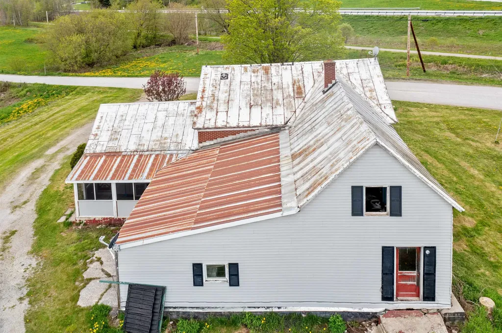 560 River Road Berkshire VT 05457