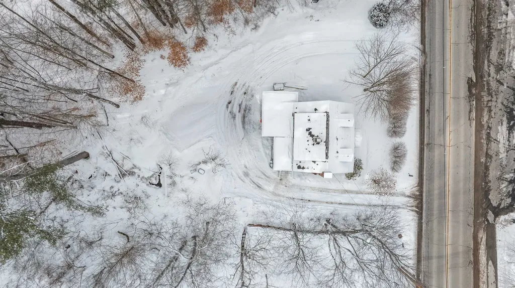 189 Highland Street Plymouth NH 03264