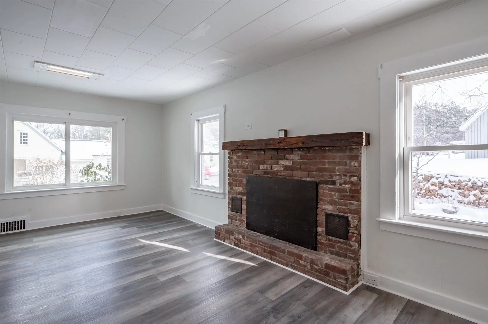 189 Highland Street Plymouth NH 03264