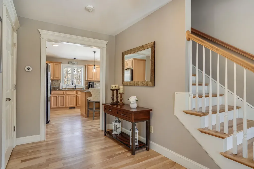 60 Snow Road Goffstown NH 03045