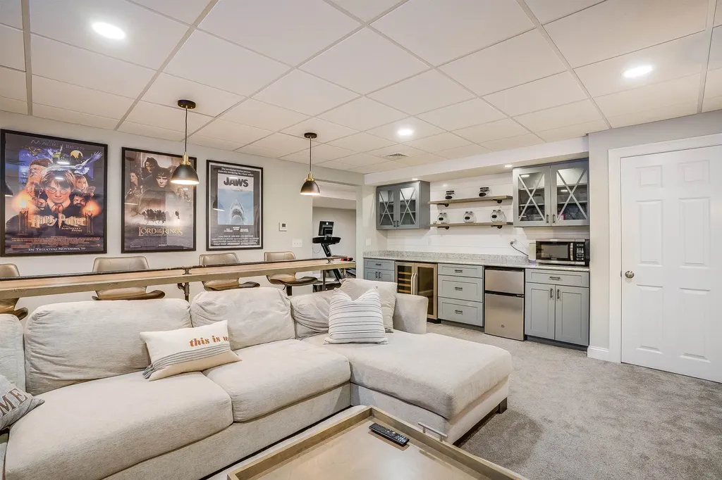 60 Snow Road Goffstown NH 03045