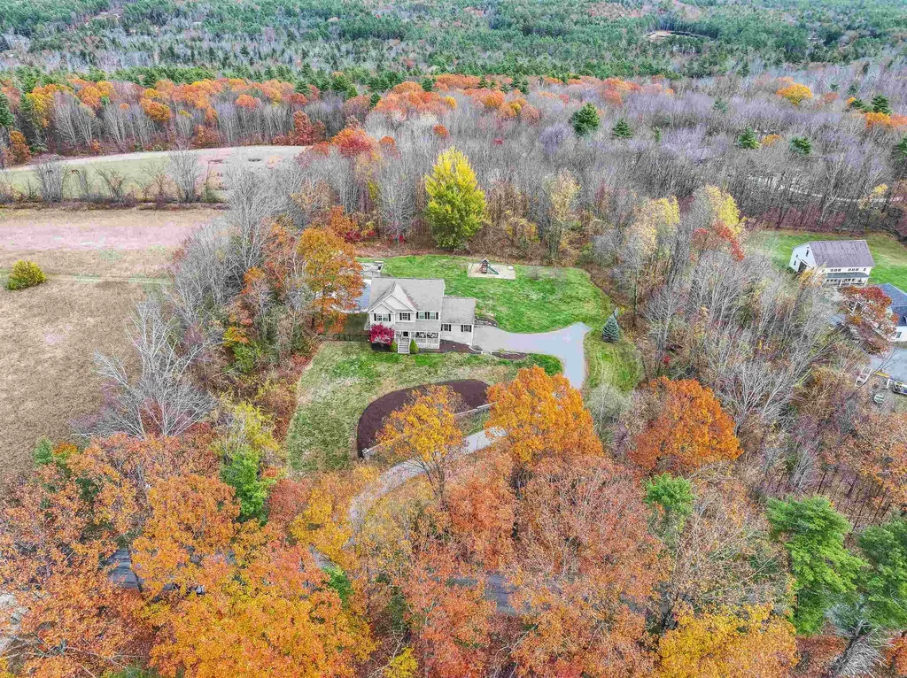 60 Snow Road Goffstown NH 03045