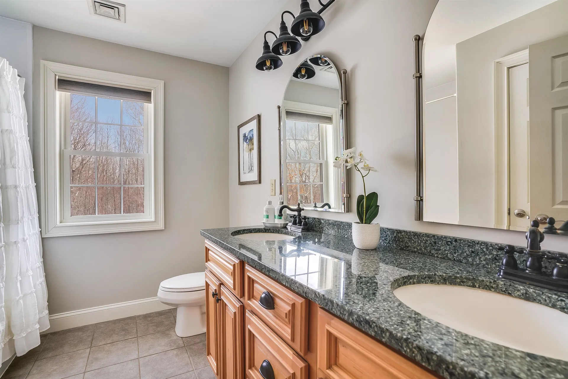 60 Snow Road Goffstown NH 03045