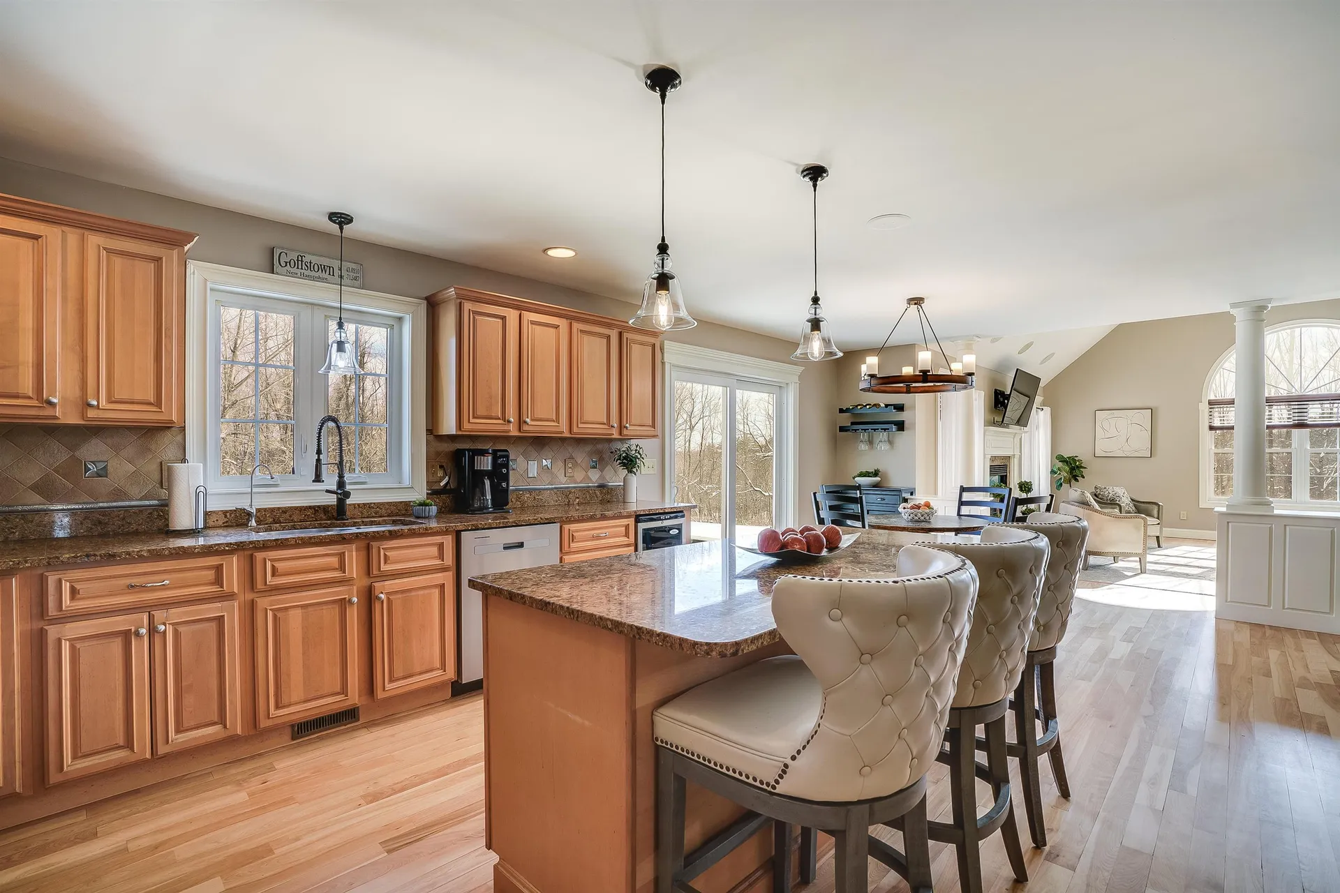 60 Snow Road Goffstown NH 03045