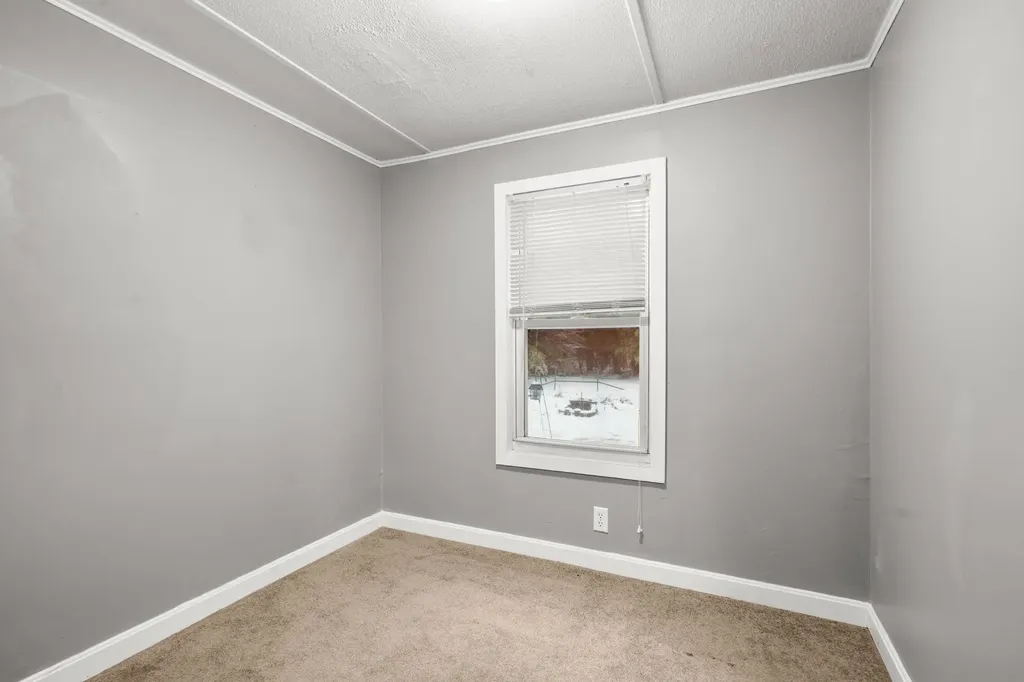 86 Martin Road Deering NH 03244