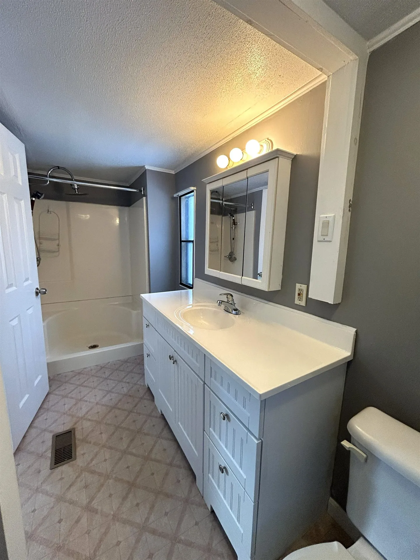 86 Martin Road Deering NH 03244