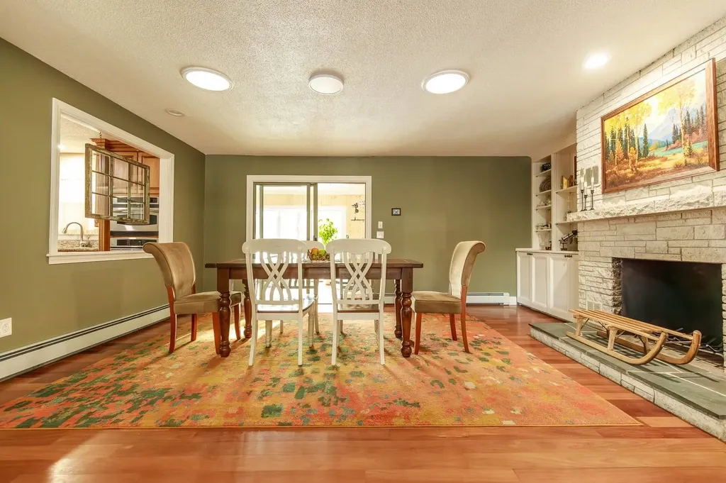 1322 Main Street Dublin NH 03444