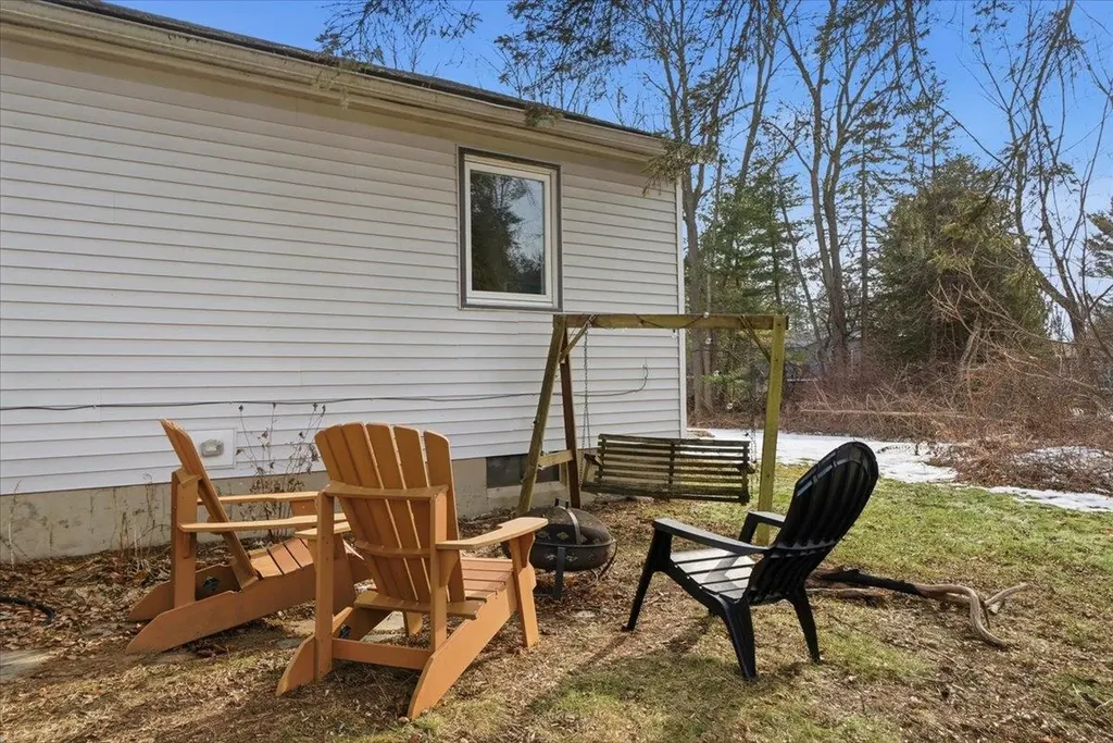 102 Juniper Ridge Shelburne VT 05403