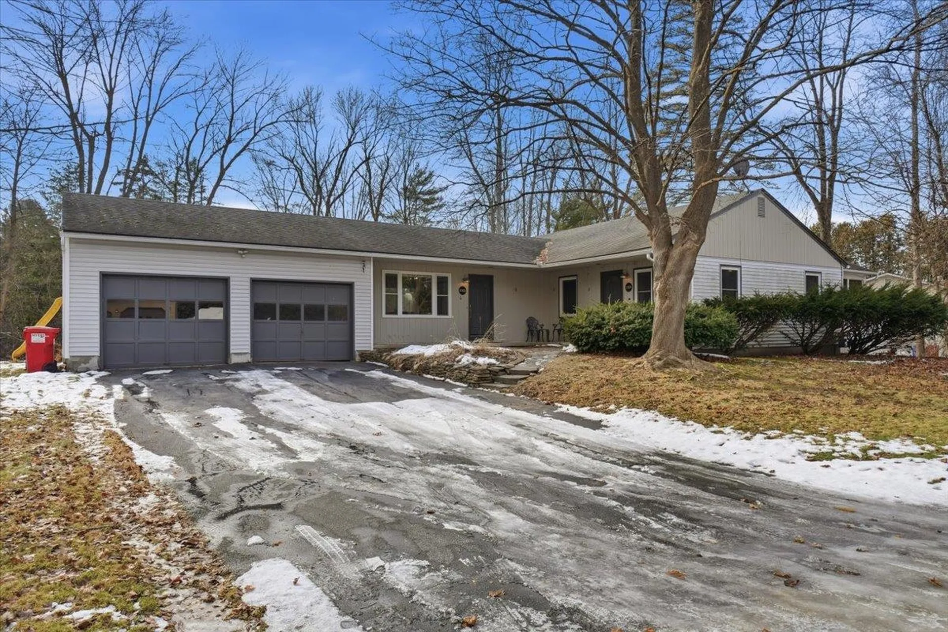 102 Juniper Ridge Shelburne VT 05403