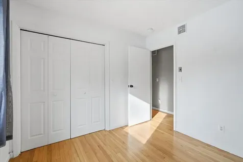 102 Juniper Ridge Shelburne VT 05403